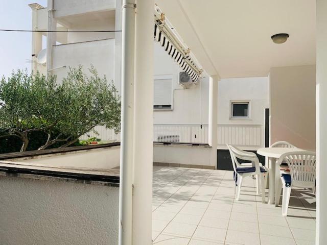 Apartman Diklo 1 *